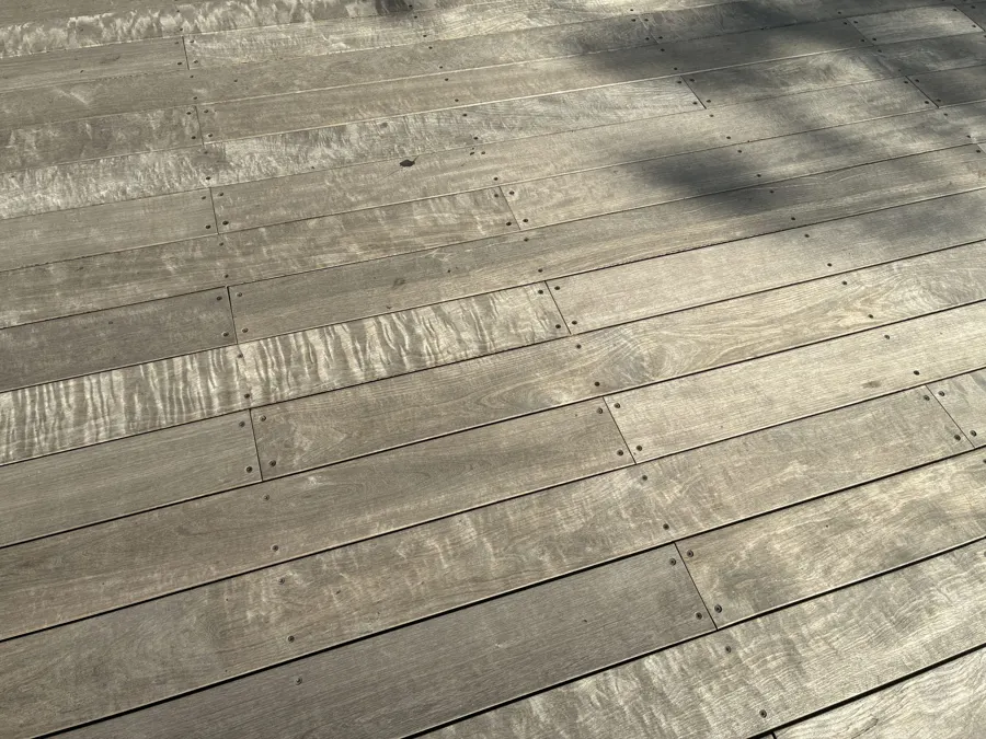 Grey hybrid flooring planks